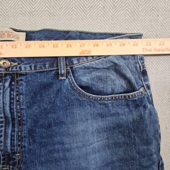 Wrangler Jeans Men's 42x30 Relaxed Boot-Cut 98HRWDI Straight Westerwear Normcore - Picture 4 of 16